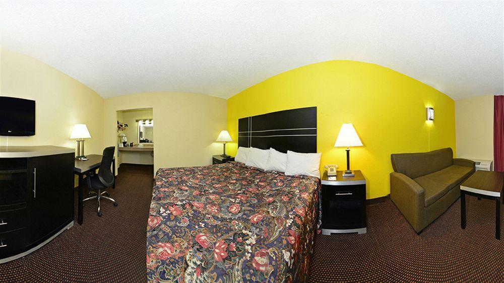 Days Inn Oil City Conference Center 外观 照片